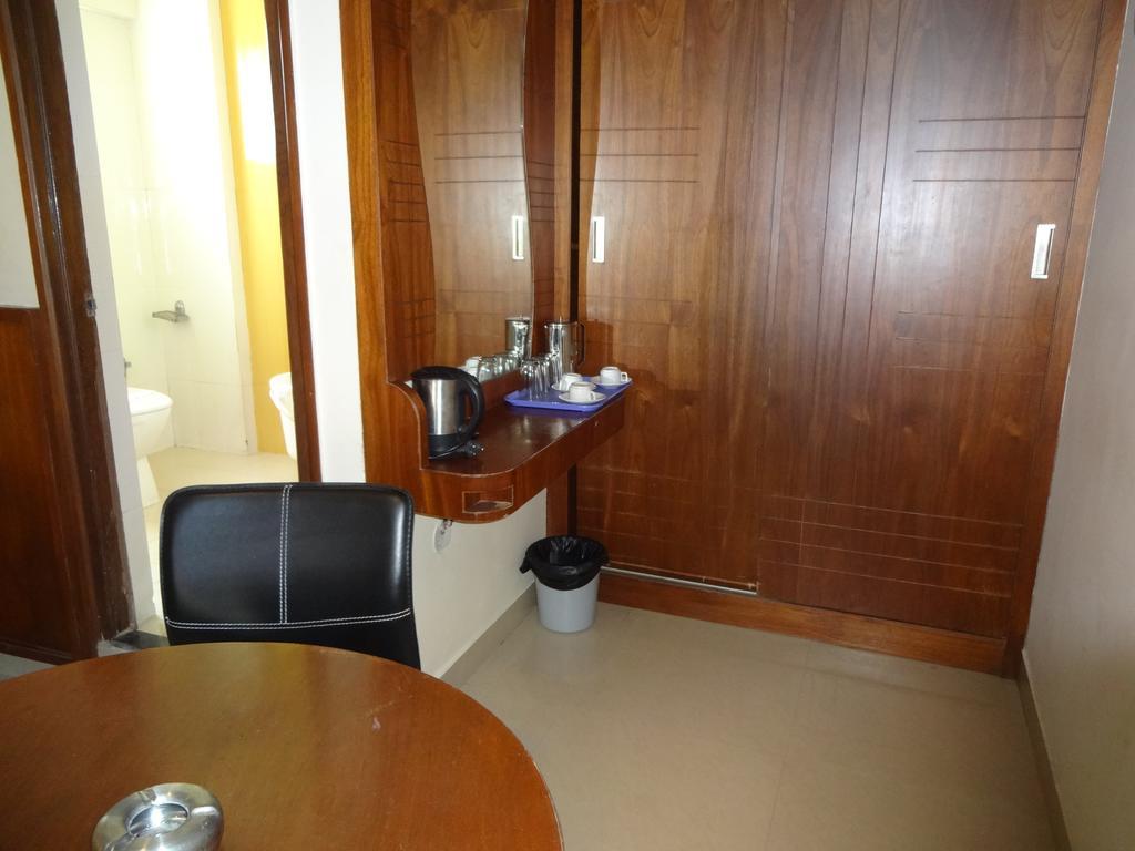 מלון העיר בנגלור Sheetal Residency מראה חיצוני תמונה